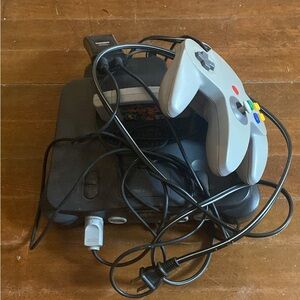 Nintendo 64 Black Console with Gray Controller & Banjo Kazoie Game